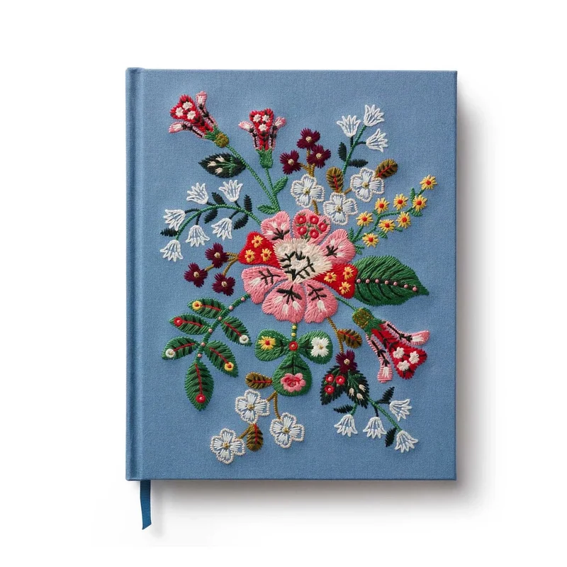 Cuaderno de tela bordada Gracie R. Paper & Co.