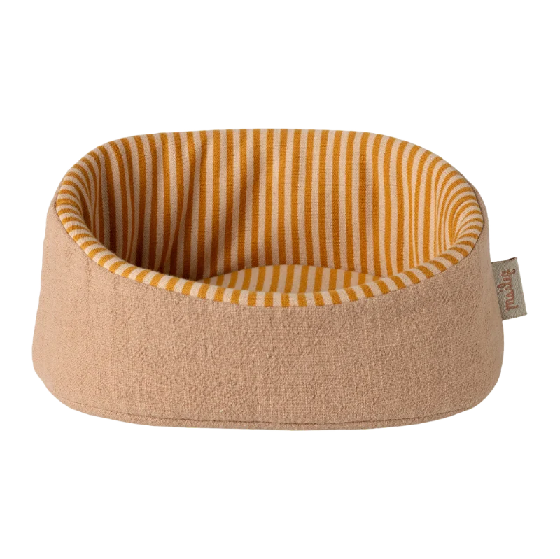 Cesta para mascotas de peluche Coral Maileg v