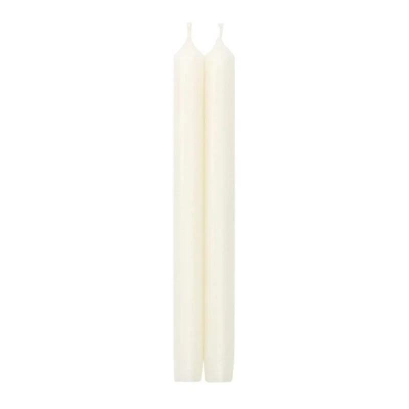 Conjunto de velas brancas compridas