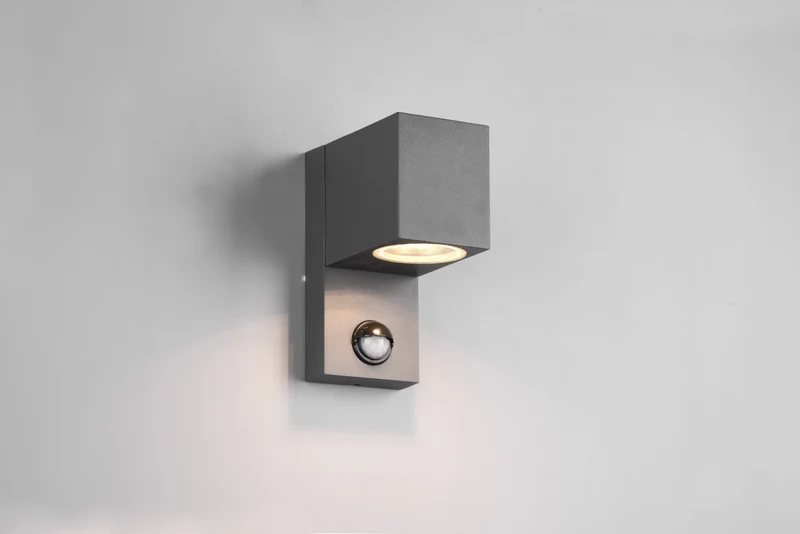 Aplique de exterior Trio Roya antracita con sensor movimiento IP44 214269142