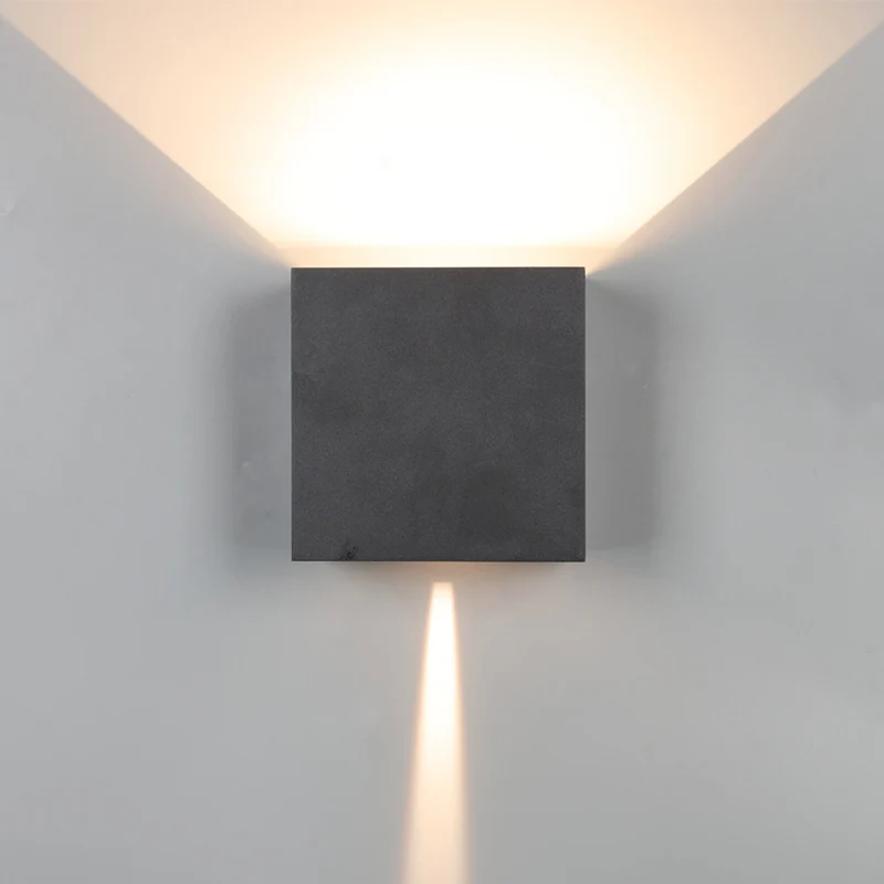 Aplique de exterior Mantra Davos LED aluminio negro 2700 regulable IP65 15cm 8611