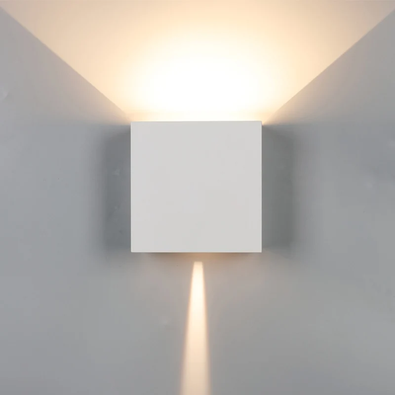 Aplique de exterior Mantra Davos LED aluminio blanco 2700 regulable IP65 15cm 8610