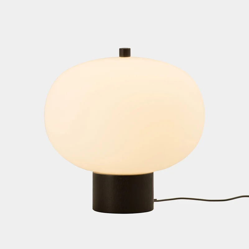 Lámpara de sobremesa bola LedsC4 Ilargi LED madera oscura 2700K táctil Ø32cm 10-6011-92-F9