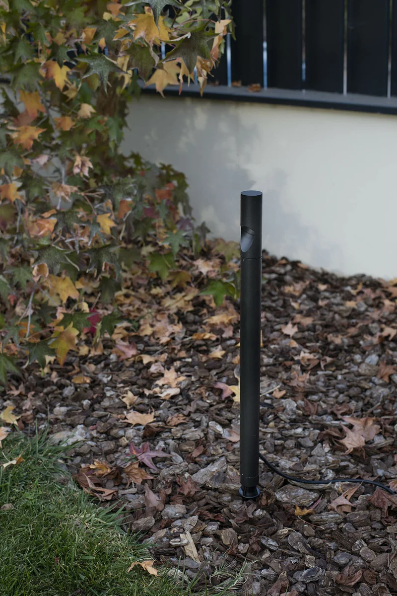 Estaca/Pincho de exterior Faro Bezel 60cm LED negro mate 2700K IP65 118° 70248