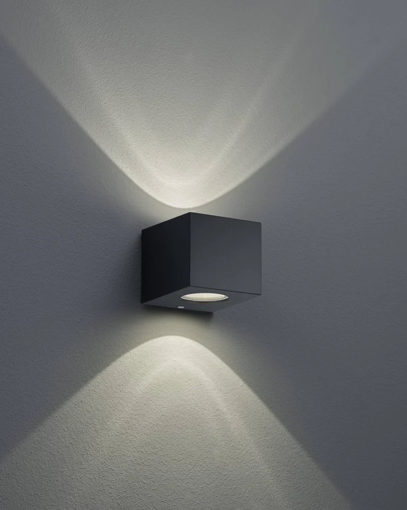 Aplique de exterior Trio Cordoba LED 2 luces negro mate 3000K arriba y abajo IP44 R