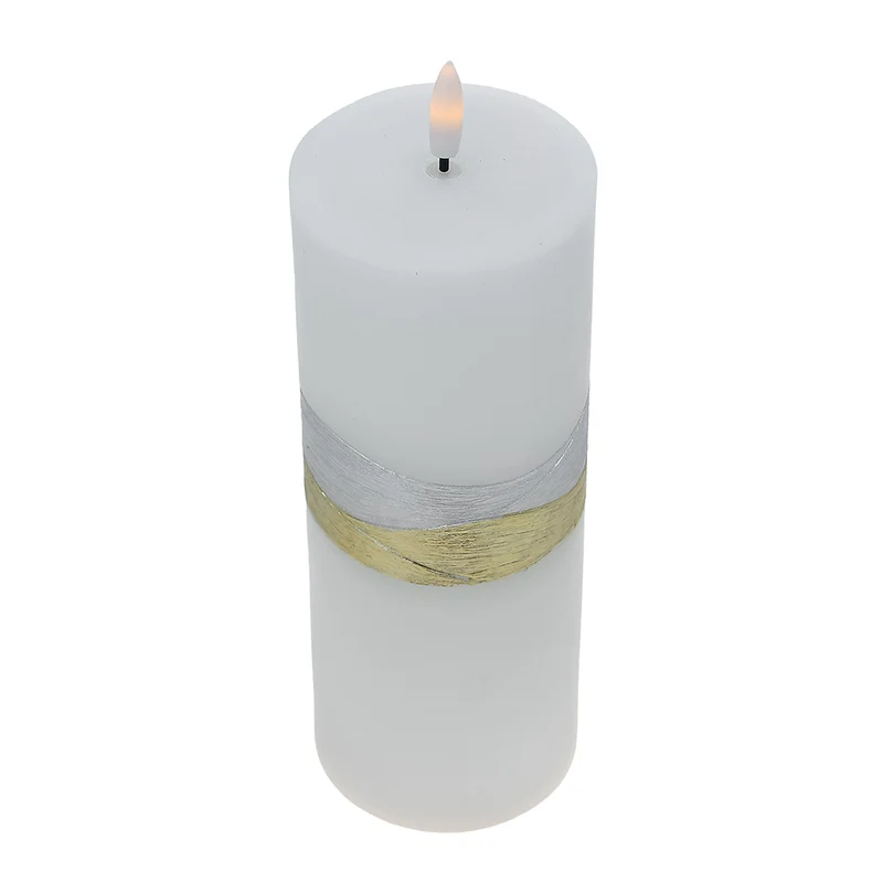 KLC065 Vela LED Cera Grande Blanca con Banda Oro y Plata 7.5x23cm.(2 Baterías AA no incluidas)
