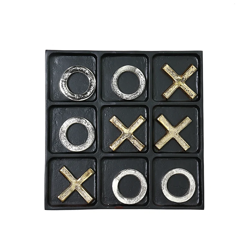 MIN883 Tic Tac Toe Decorativo Negro Plata y Oro 28 cm.