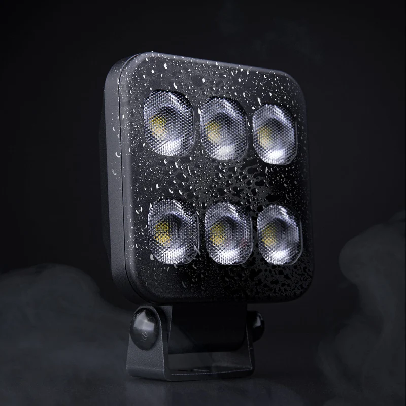 Lámpara de trabajo LED Dark Knight Hardcore de Strands