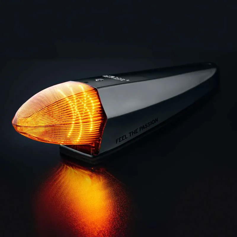 Luz torpedo Strands IZE Black Bullet con luz estroboscópica